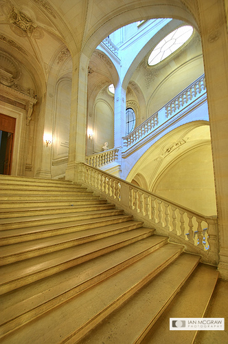 Louvre Staircase - Ian McGraw LBIPP